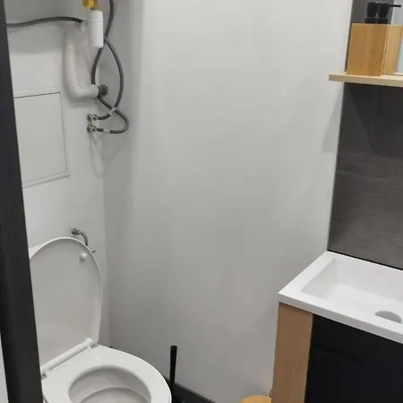 Appartement Calme Climatise, Wi-fi, Arrivee Autonome